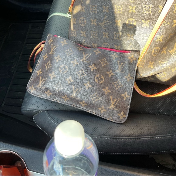 Wristlet - Picture 1 of 1